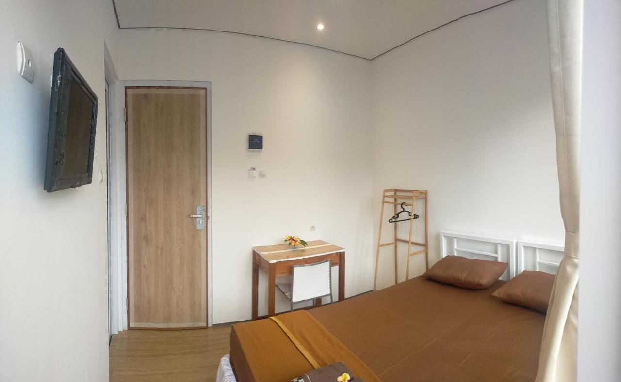 Rion Hostel ボゴール エクステリア 写真