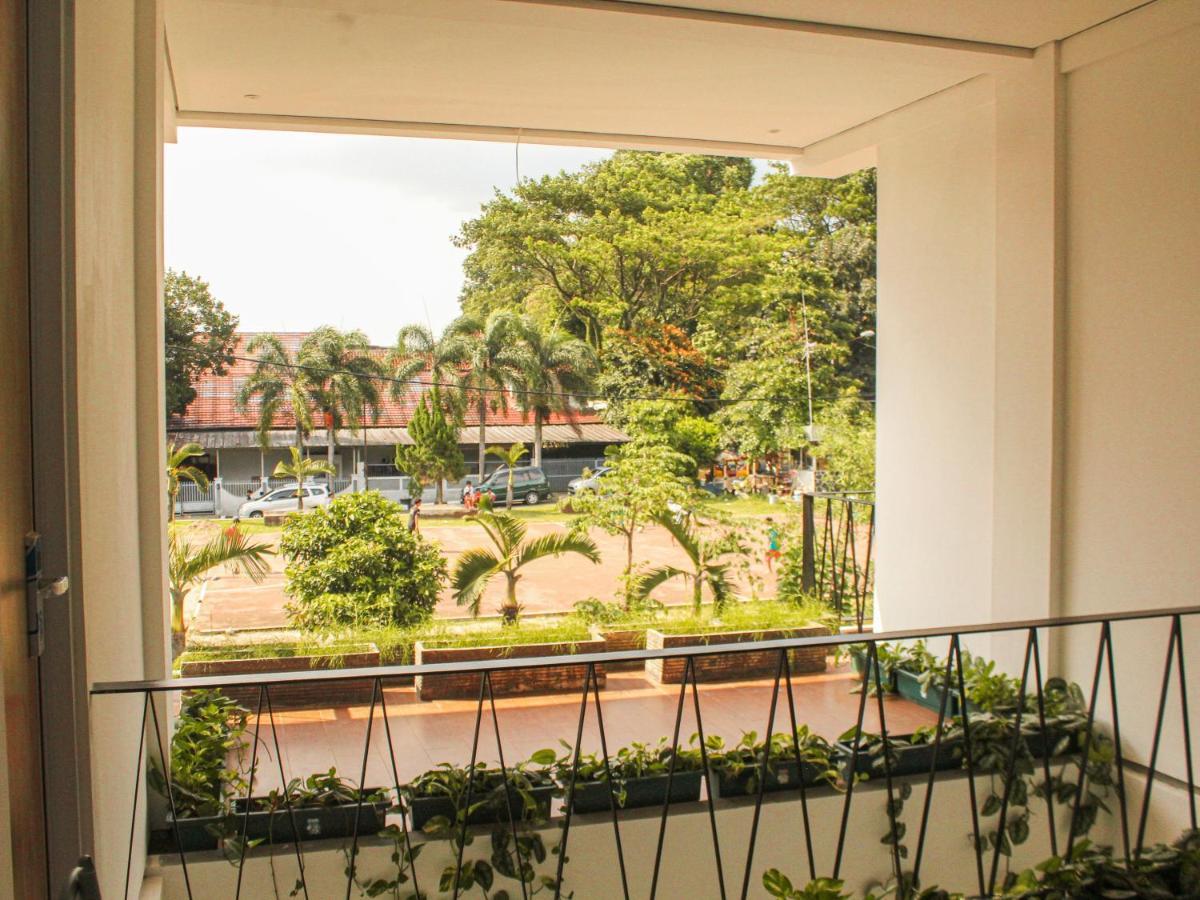 Rion Hostel ボゴール エクステリア 写真