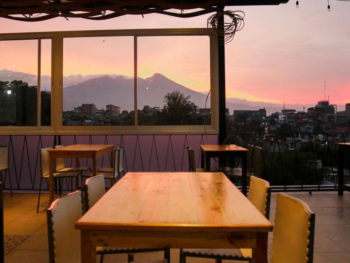 Rion Hostel ボゴール エクステリア 写真