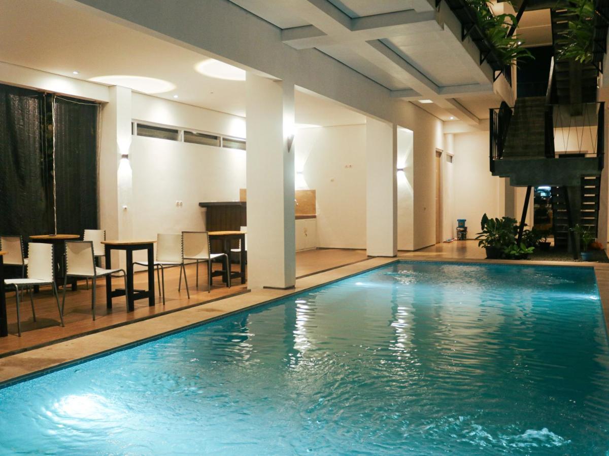 Rion Hostel ボゴール エクステリア 写真