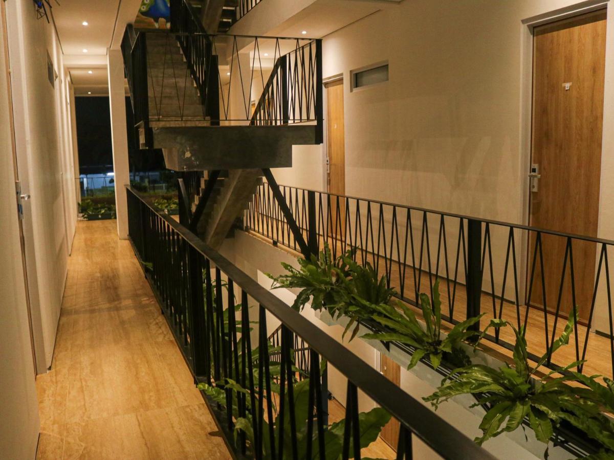 Rion Hostel ボゴール エクステリア 写真