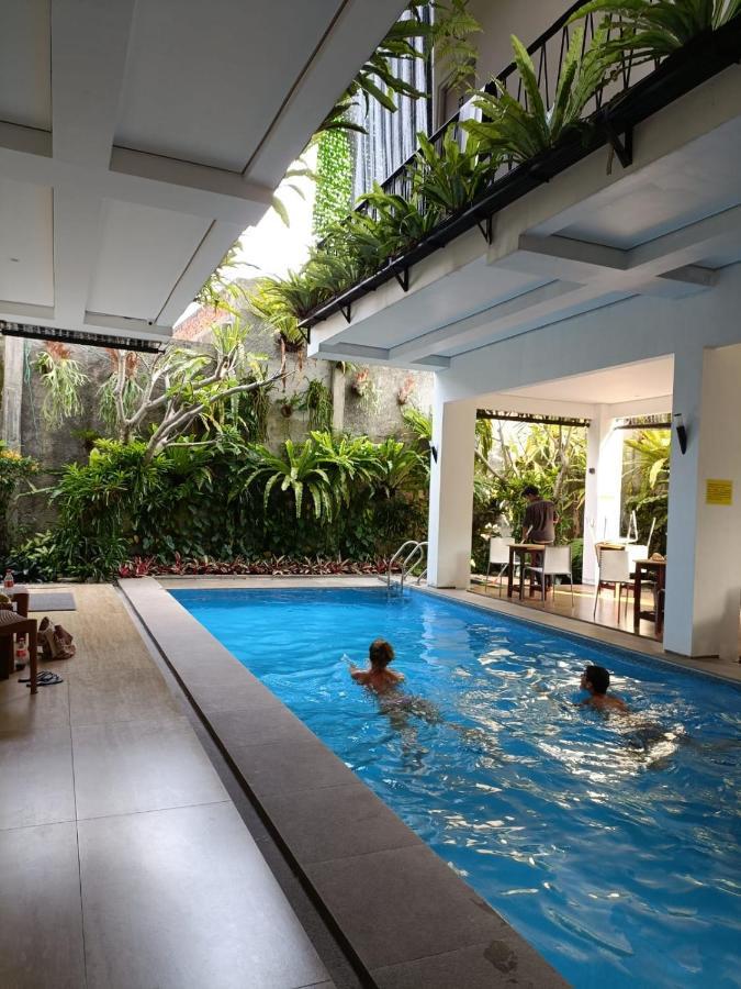 Rion Hostel ボゴール エクステリア 写真